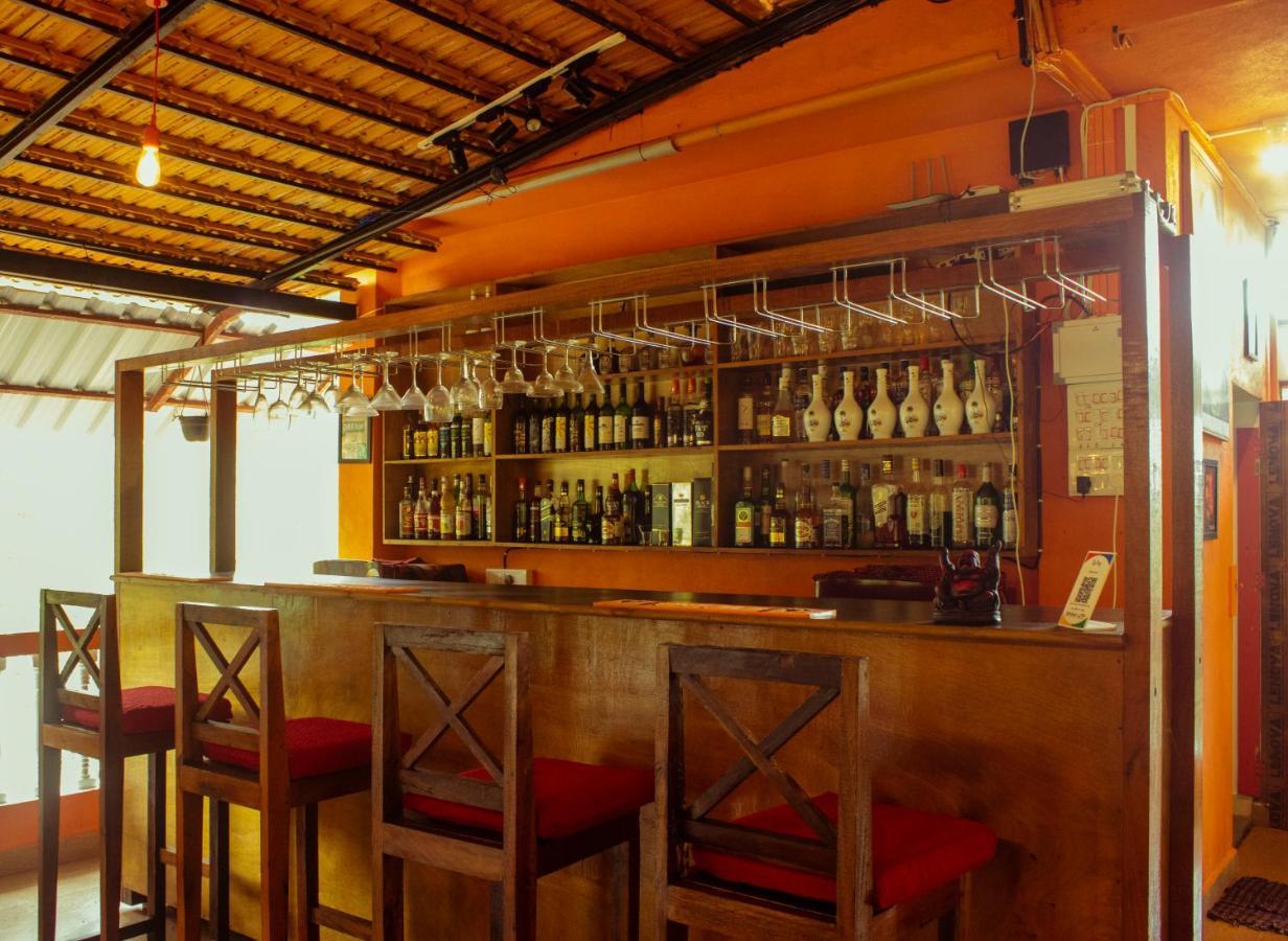 קנדולים Bonds Hostel מראה חיצוני תמונה
