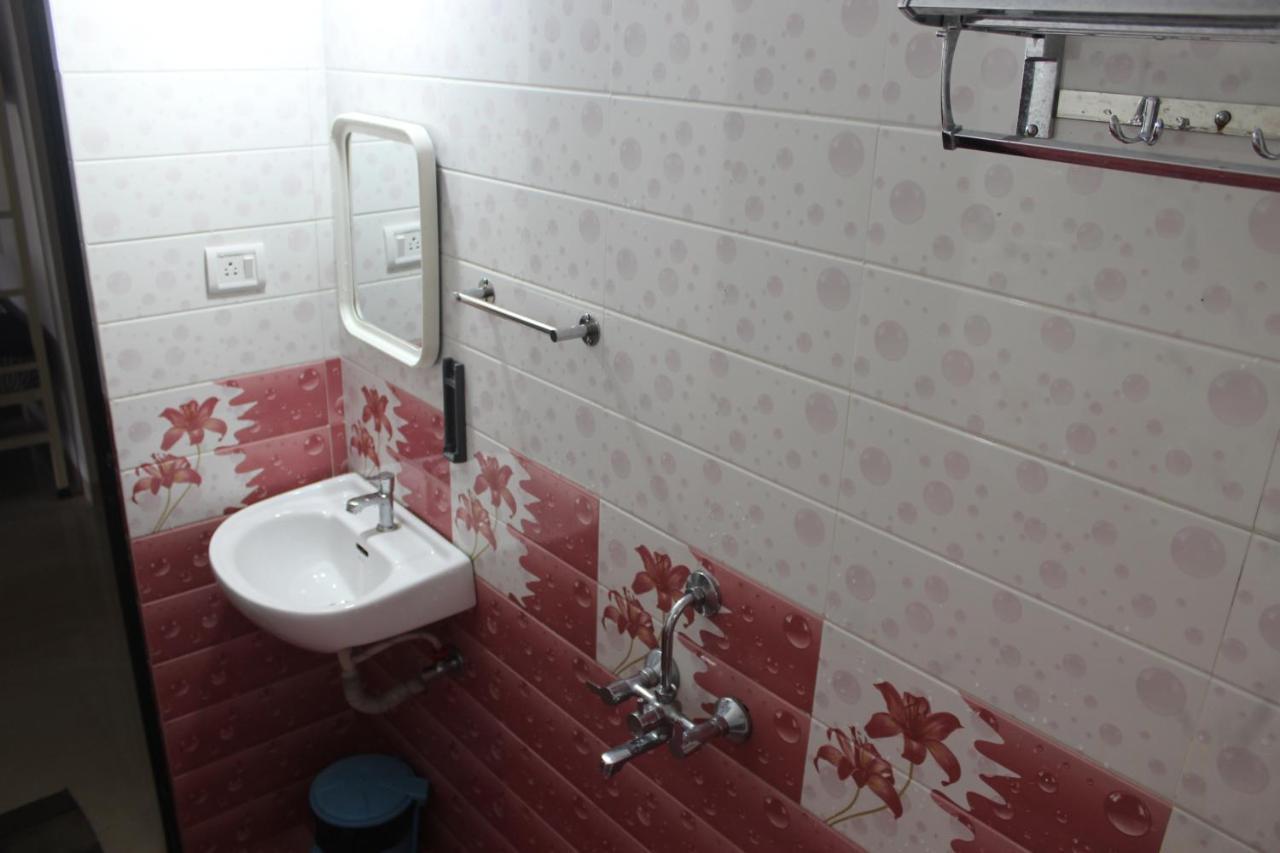קנדולים Bonds Hostel מראה חיצוני תמונה